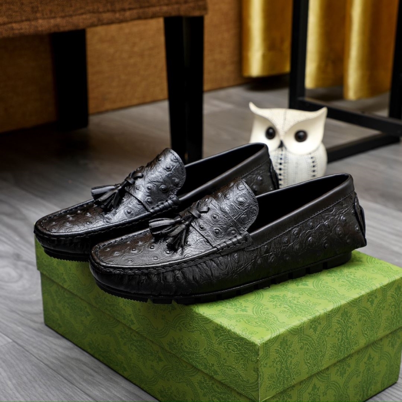G*u*i leather shoes